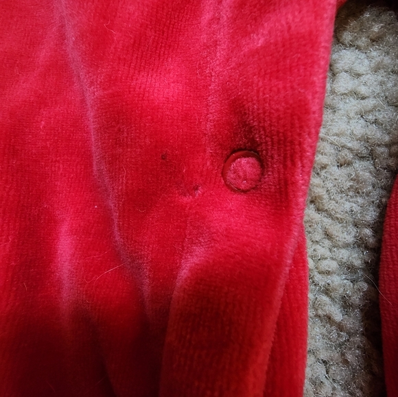 First Moments Layette 6-9 Mo Sleeper Red Velvet - Picture 8 of 8